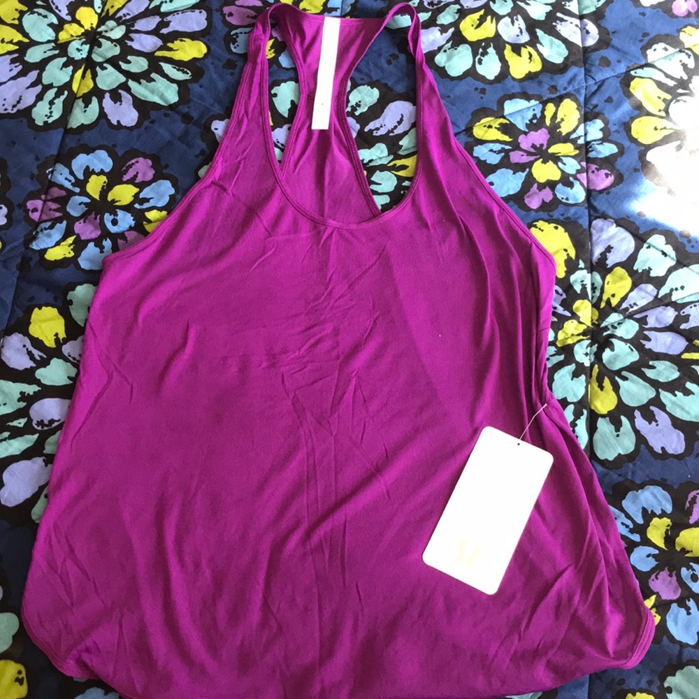 105 singlet- Lululemon